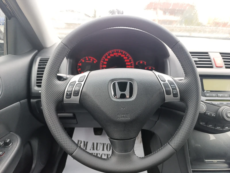 Honda Accord 2.2i-CTDi, снимка 11 - Автомобили и джипове - 48156740