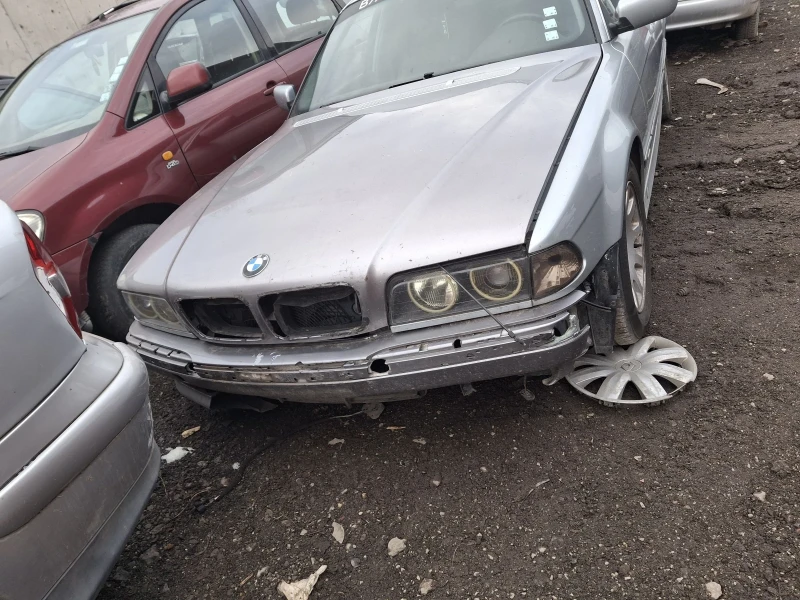 BMW 725, снимка 1 - Автомобили и джипове - 48237697