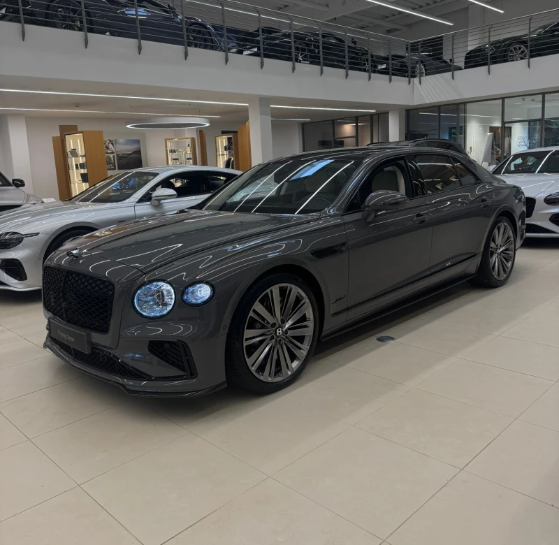 Bentley Flying Spur First Edition 4.0 V8 Plug-in Hybrid AW, снимка 1 - Автомобили и джипове - 48472958