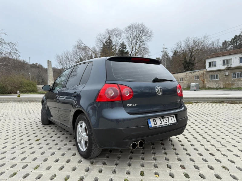 VW Golf 5, снимка 3 - Автомобили и джипове - 48771569