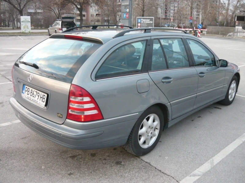 Mercedes-Benz C 200, снимка 4 - Автомобили и джипове - 49349106