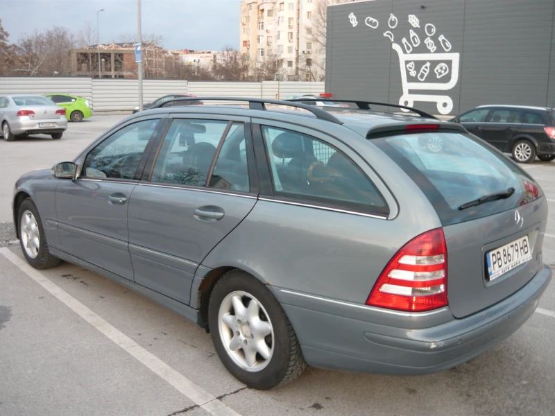 Mercedes-Benz C 200, снимка 5 - Автомобили и джипове - 49349106