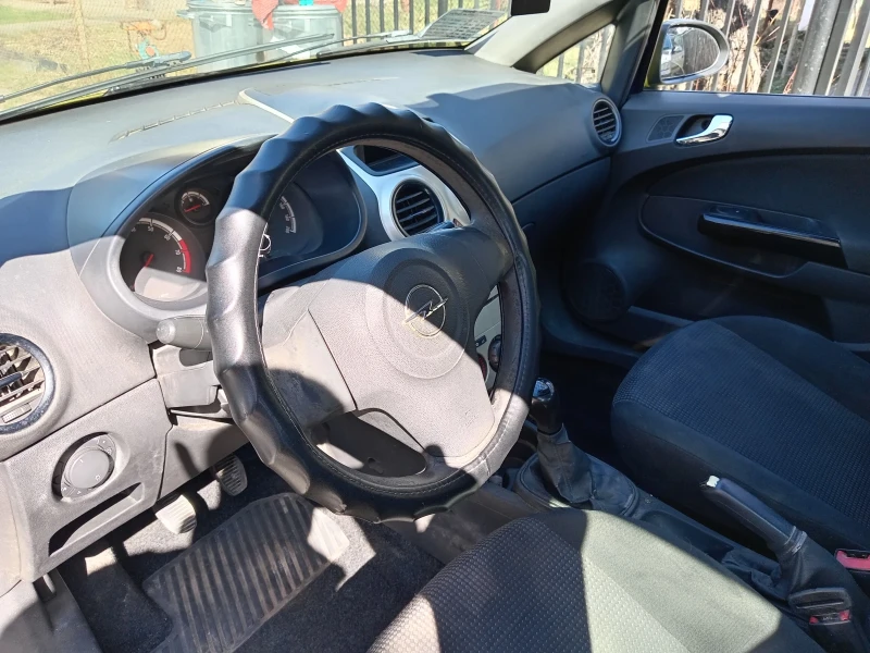 Opel Corsa, снимка 5 - Автомобили и джипове - 49422355