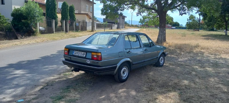 VW Jetta, снимка 2 - Автомобили и джипове - 52554947