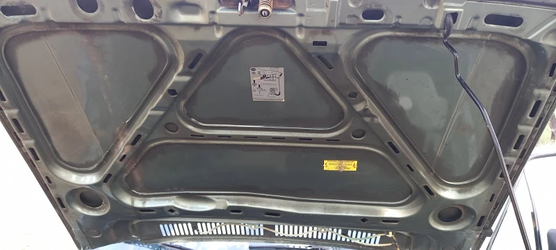 VW Jetta, снимка 8 - Автомобили и джипове - 52554947