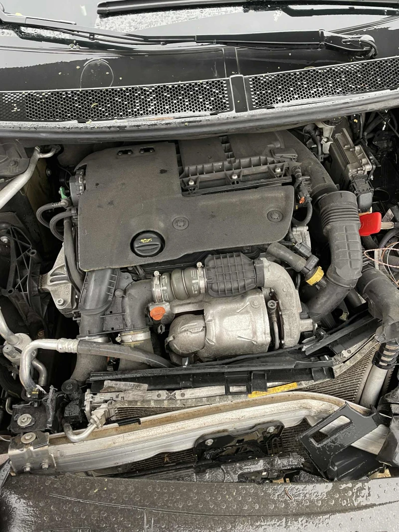 Peugeot 5008, снимка 3 - Автомобили и джипове - 51933129