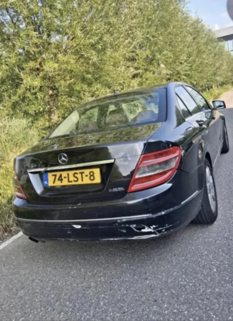 Mercedes-Benz C 200, снимка 7 - Автомобили и джипове - 52473094