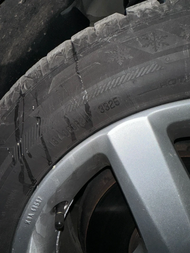 VW Golf, снимка 16 - Автомобили и джипове - 52338110