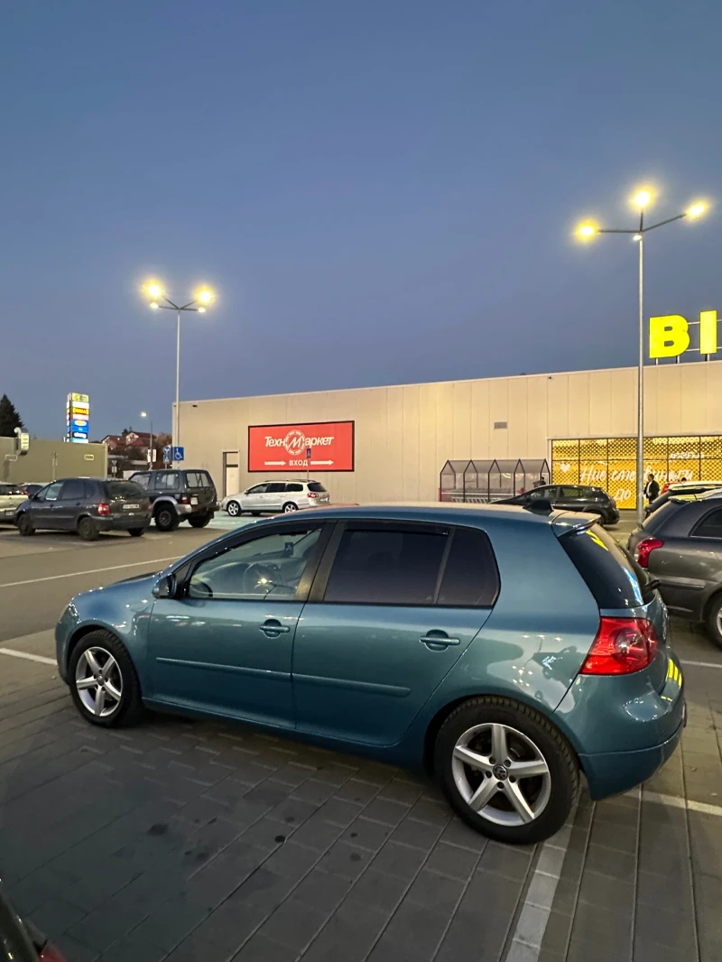 VW Golf, снимка 3 - Автомобили и джипове - 52338110