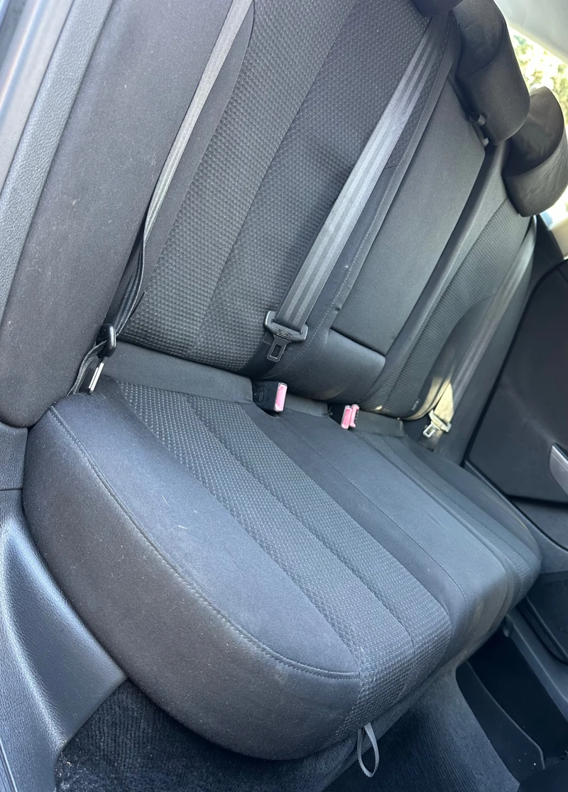 VW Passat 1.9 TDI * НАВИ* КАМЕРА* , снимка 12 - Автомобили и джипове - 52501270