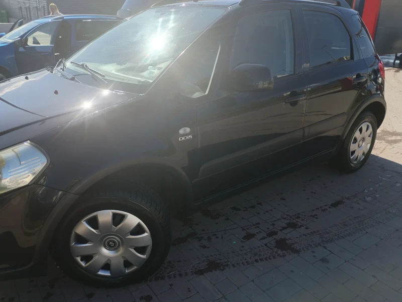 Suzuki SX4, снимка 9 - Автомобили и джипове - 52555228