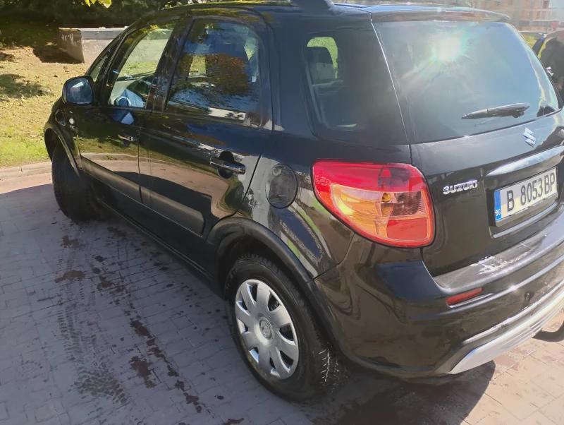 Suzuki SX4, снимка 7 - Автомобили и джипове - 52555228