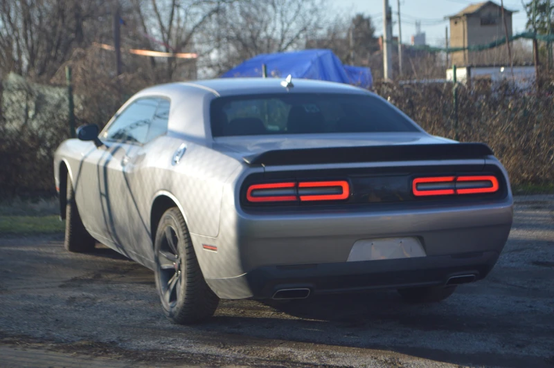 Dodge Challenger 3.6, снимка 2 - Автомобили и джипове - 53133968