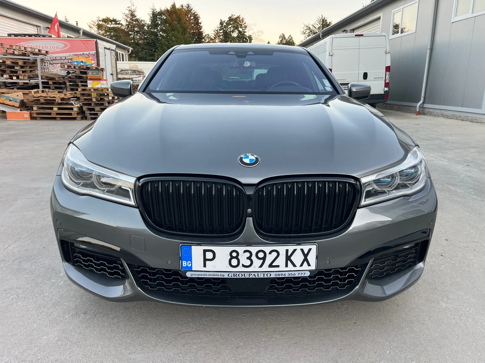 BMW 750 750d-X Drive/M PAKET/ДИСТРОНИК/ВАКУМ/FULL!!! - изображение 2