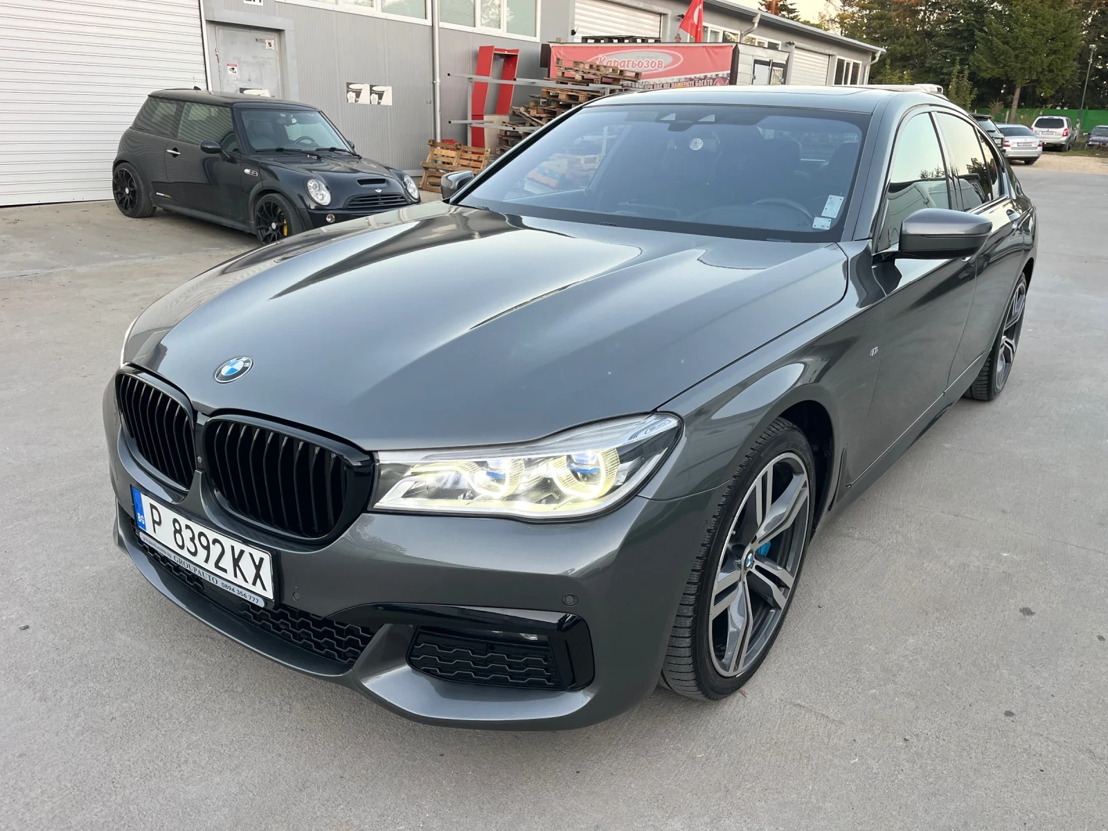 BMW 750 750d-X Drive/M PAKET/ДИСТРОНИК/ВАКУМ/FULL!!! - изображение 3