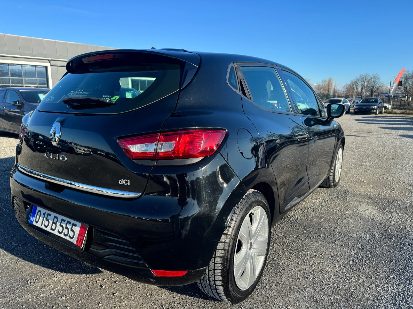 Renault Clio 1.5 DCI EURO 5B - изображение 8