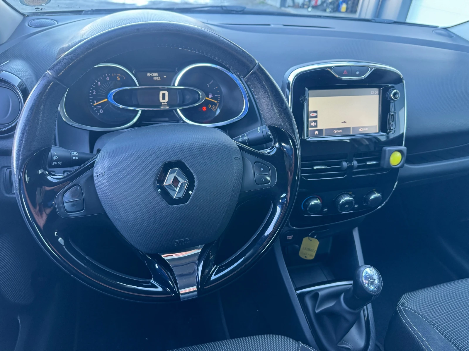 Renault Clio 1.5 DCI EURO 5B - изображение 9