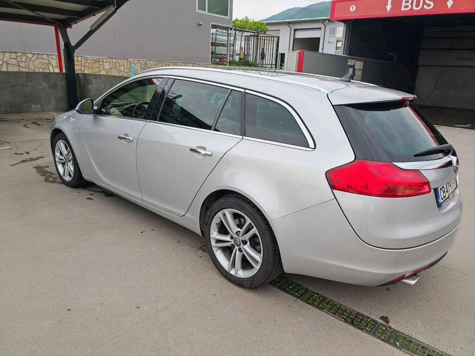 Opel Insignia Bi Turbo, 4x4 - изображение 4