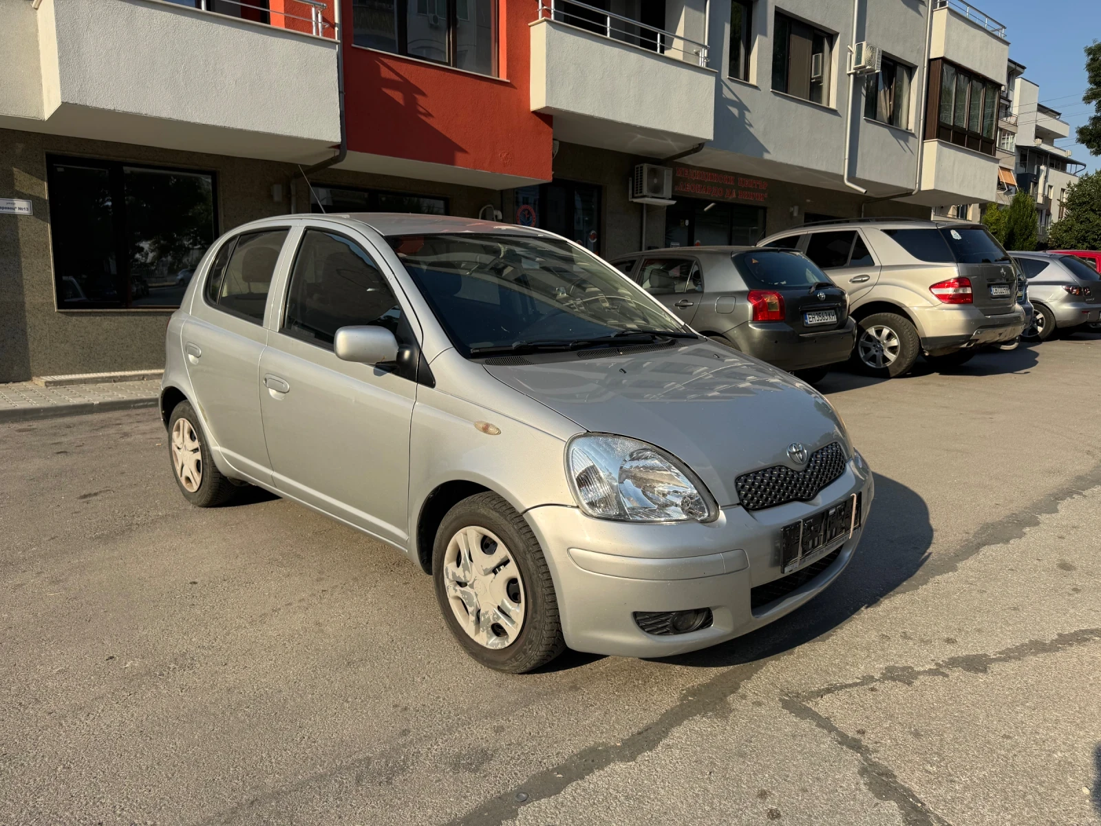 Toyota Yaris 1.3 87кс Facelift - изображение 6