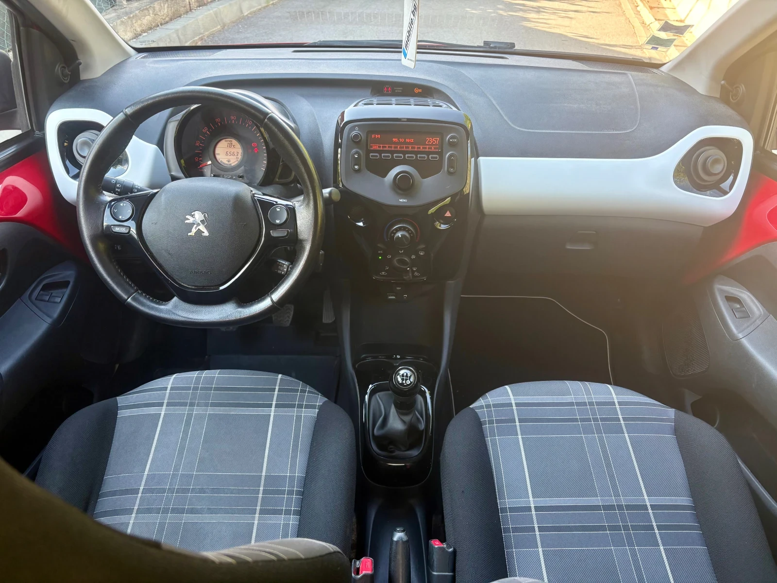Peugeot 108 1.0VTI EURO6 - изображение 8
