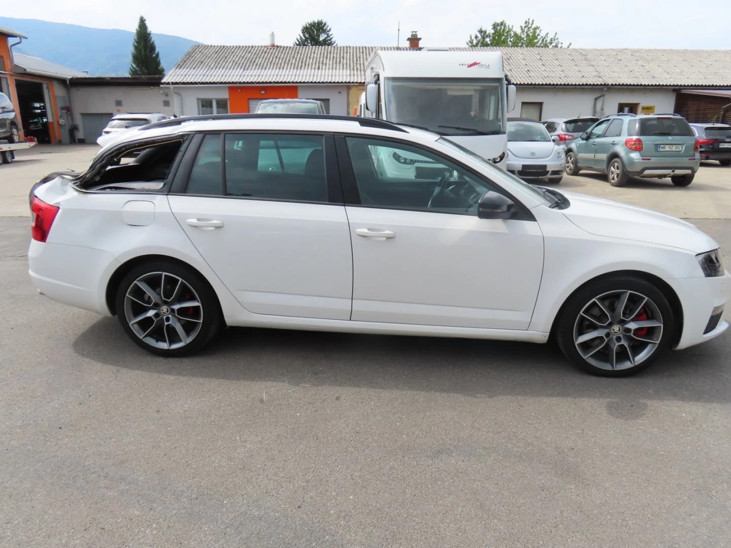 Skoda Octavia 2.0D VRS 184 - изображение 3