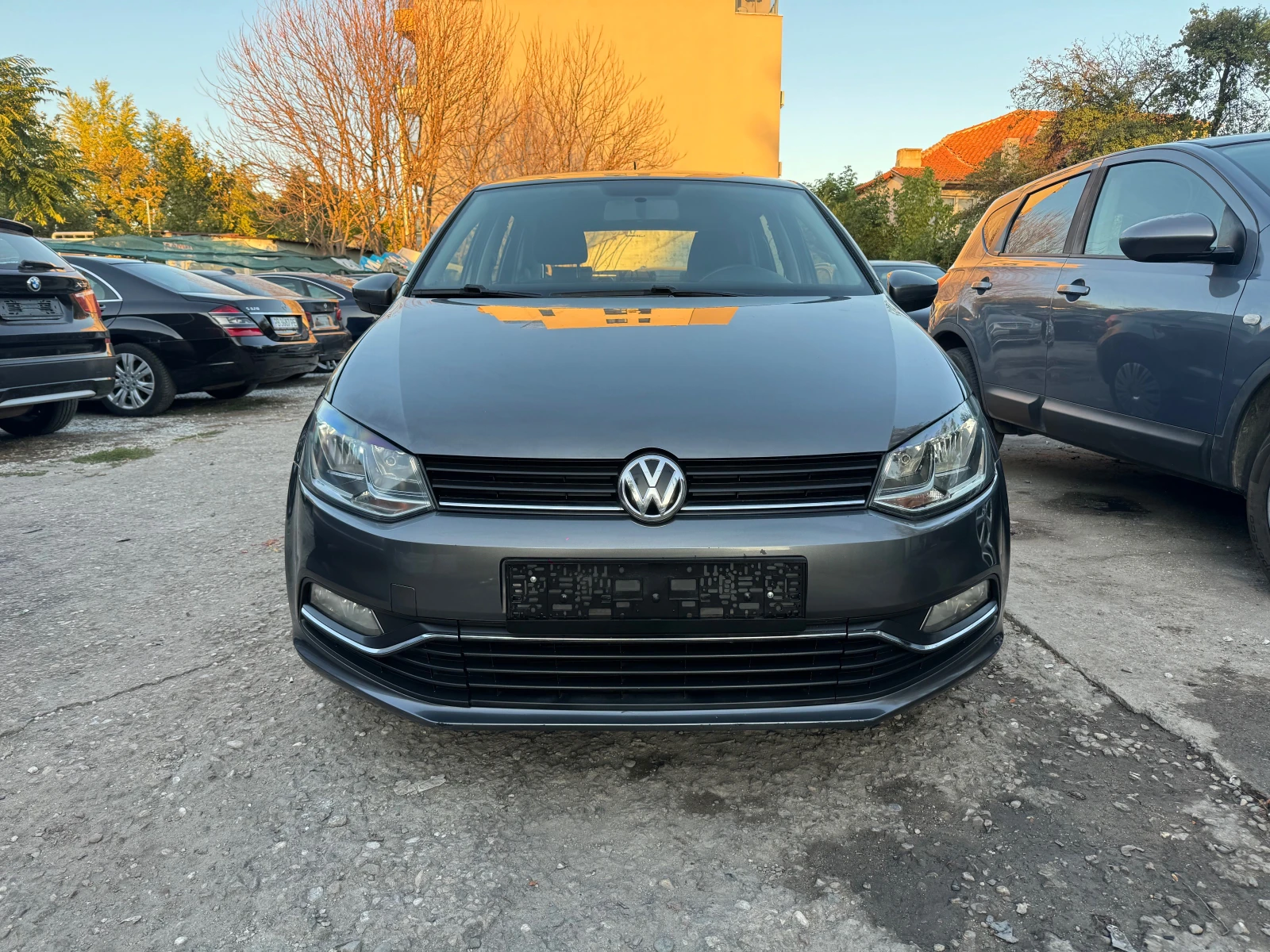 VW Polo 1.4TDi 75HP KLIMATIK NAVI FACE 2017G EURO 6 NOVA - изображение 4