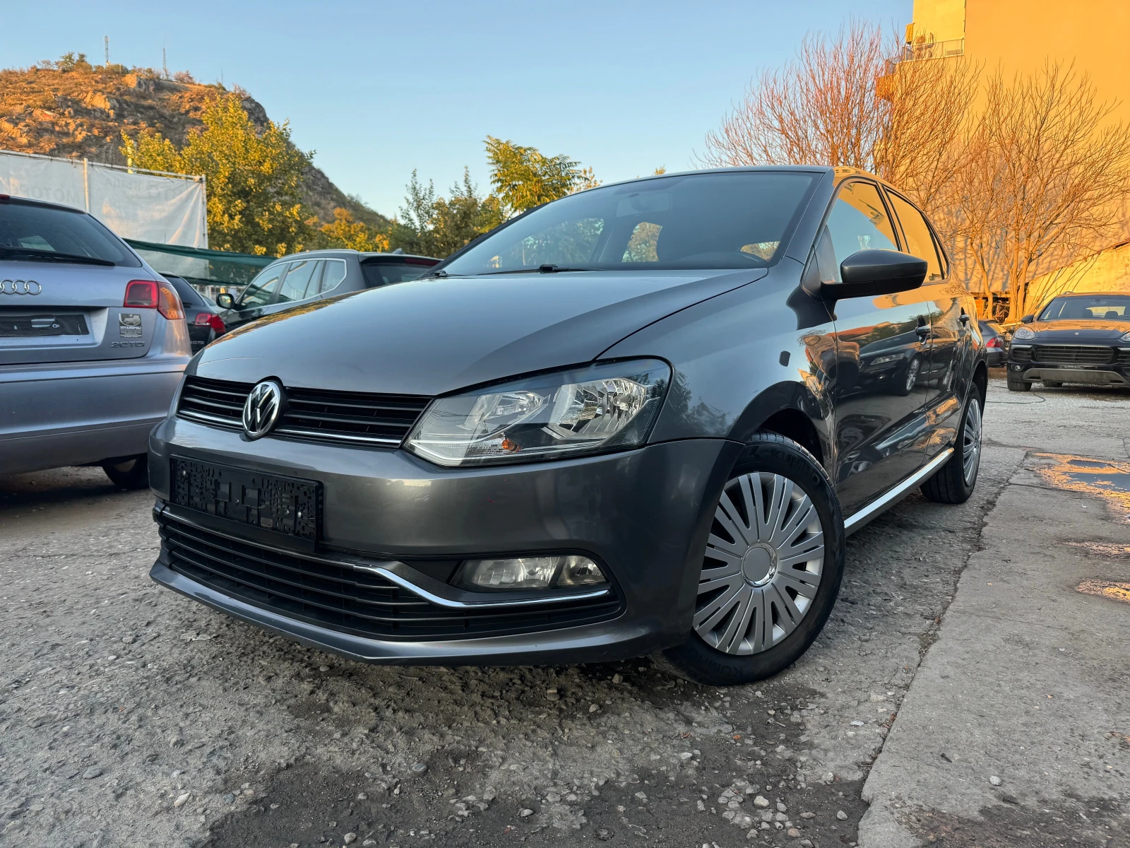 VW Polo 1.4TDi 75HP KLIMATIK NAVI FACE 2017G EURO 6 NOVA - изображение 2