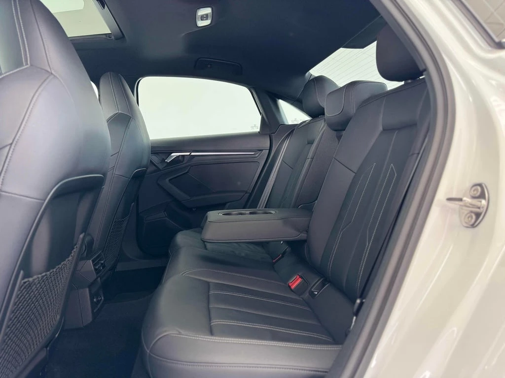 Audi A3 * PROGRESSIV * CARFAX *    | Mobile.bg   7