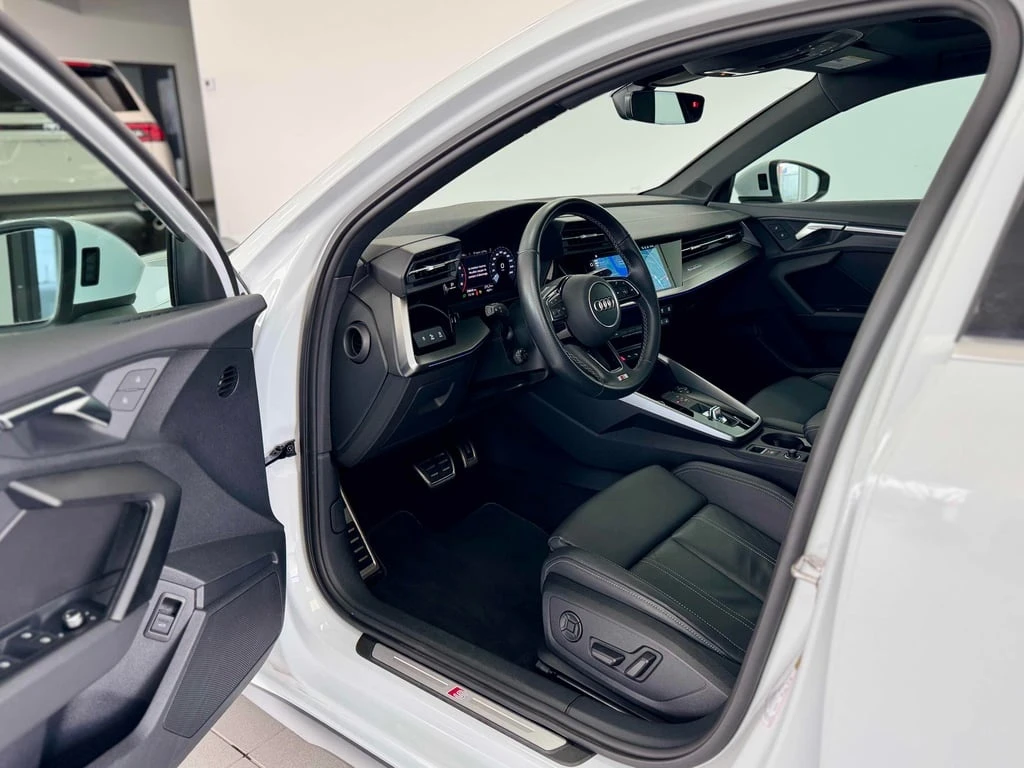 Audi A3 * PROGRESSIV * CARFAX *    | Mobile.bg   8