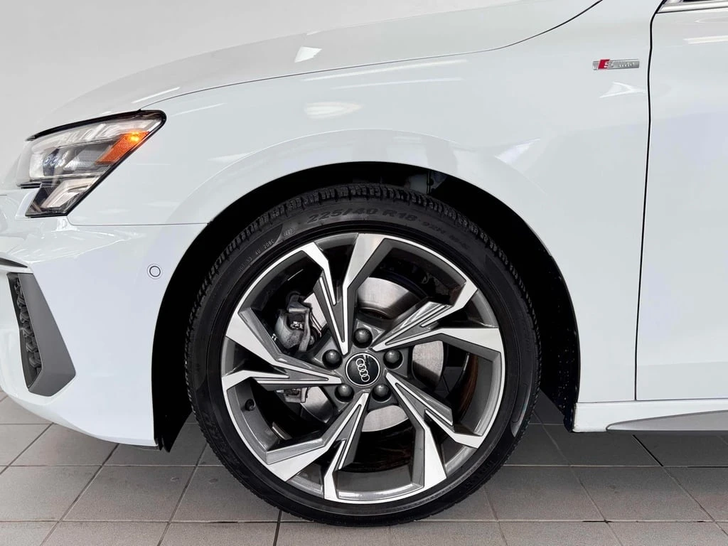 Audi A3 * PROGRESSIV * CARFAX *    | Mobile.bg   12