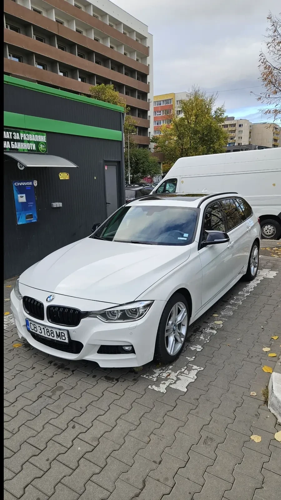 BMW 320 BMW 320d xDrive M-pack - изображение 8