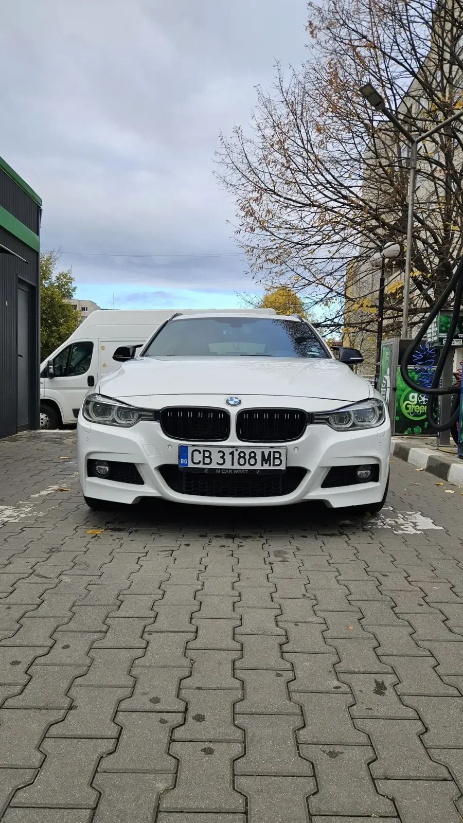 BMW 320 BMW 320d xDrive M-pack - изображение 3