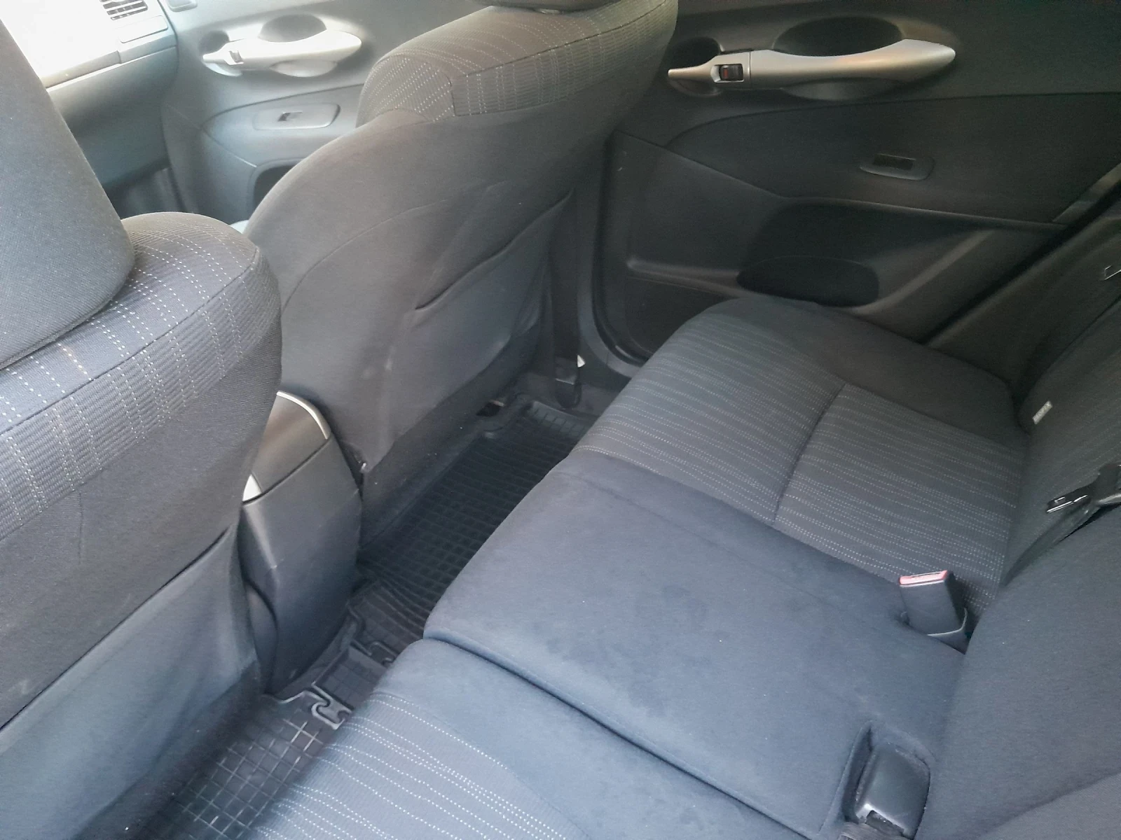 Toyota Auris 1.6 - изображение 10