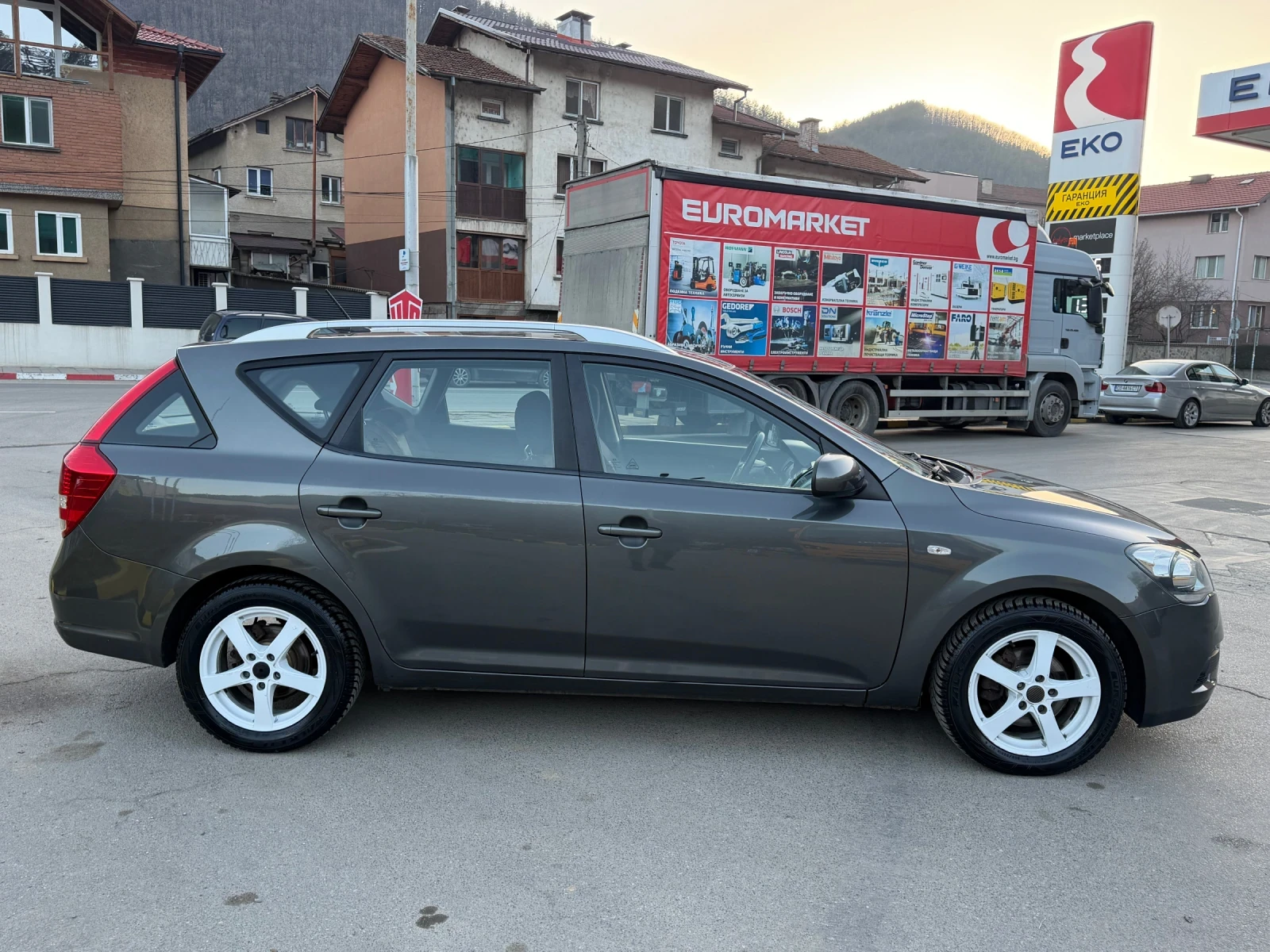 Kia Ceed Facelift 1.6CRDI  - изображение 7