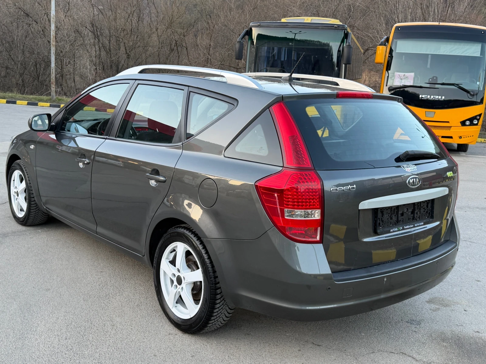 Kia Ceed Facelift 1.6CRDI  - изображение 4