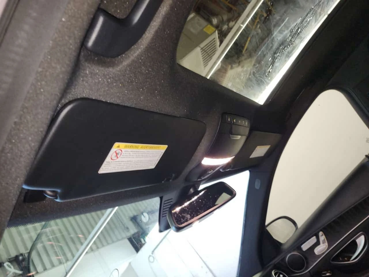 Mercedes-Benz C 300 * CARFAX * ПОДГРЕВИ * ПАНОРАМА, снимка 13 - Автомобили и джипове - 53818862