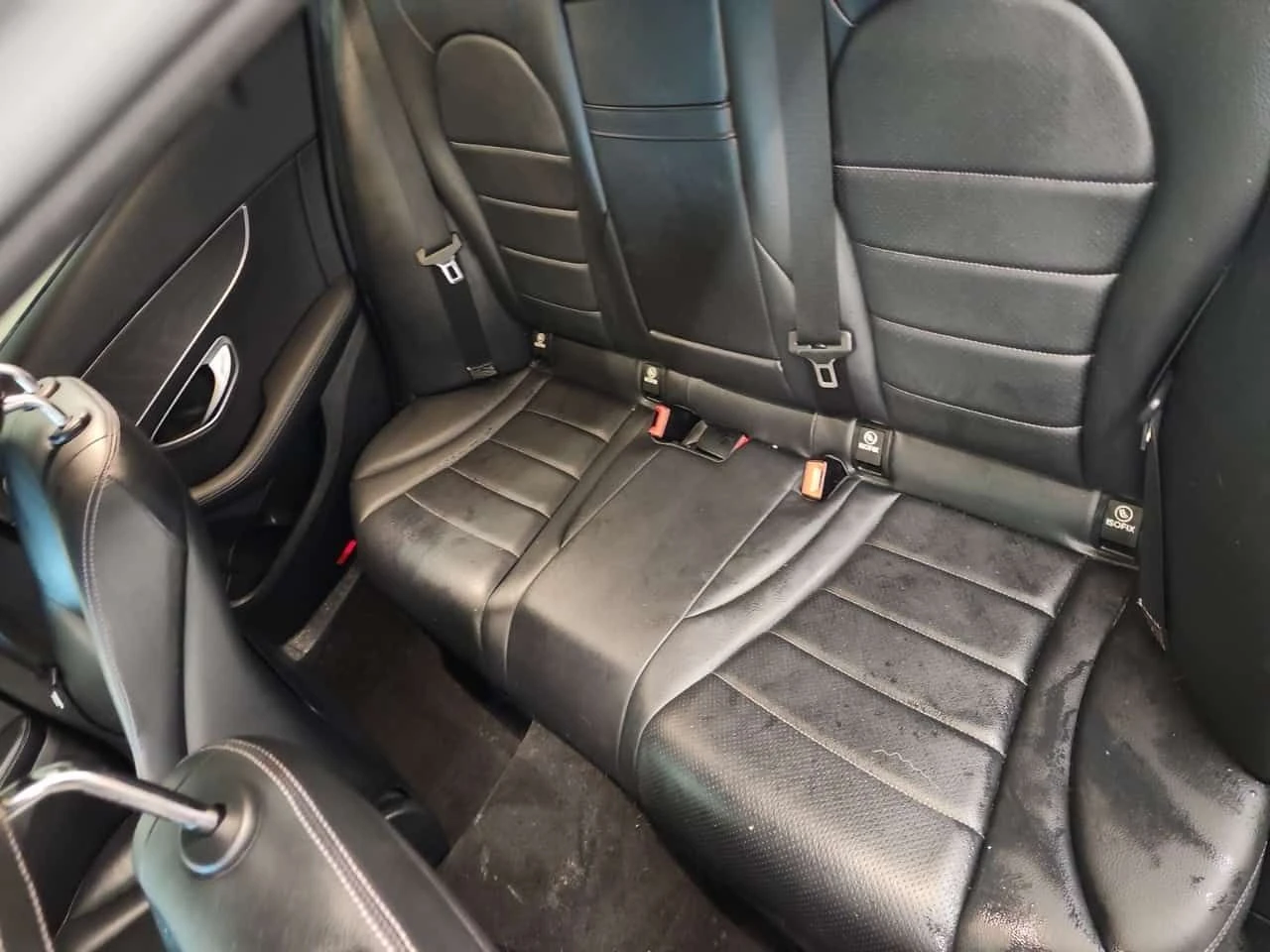 Mercedes-Benz C 300 * CARFAX * ПОДГРЕВИ * ПАНОРАМА, снимка 12 - Автомобили и джипове - 53818862