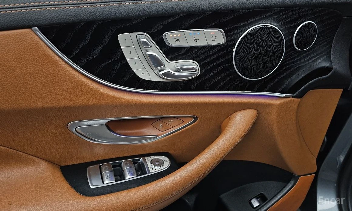 Mercedes-Benz E 220 COUPE* AMG PACK* HEAD-UP* DIGITAL* ОБДУХВАНЕ* , снимка 14 - Автомобили и джипове - 54108045