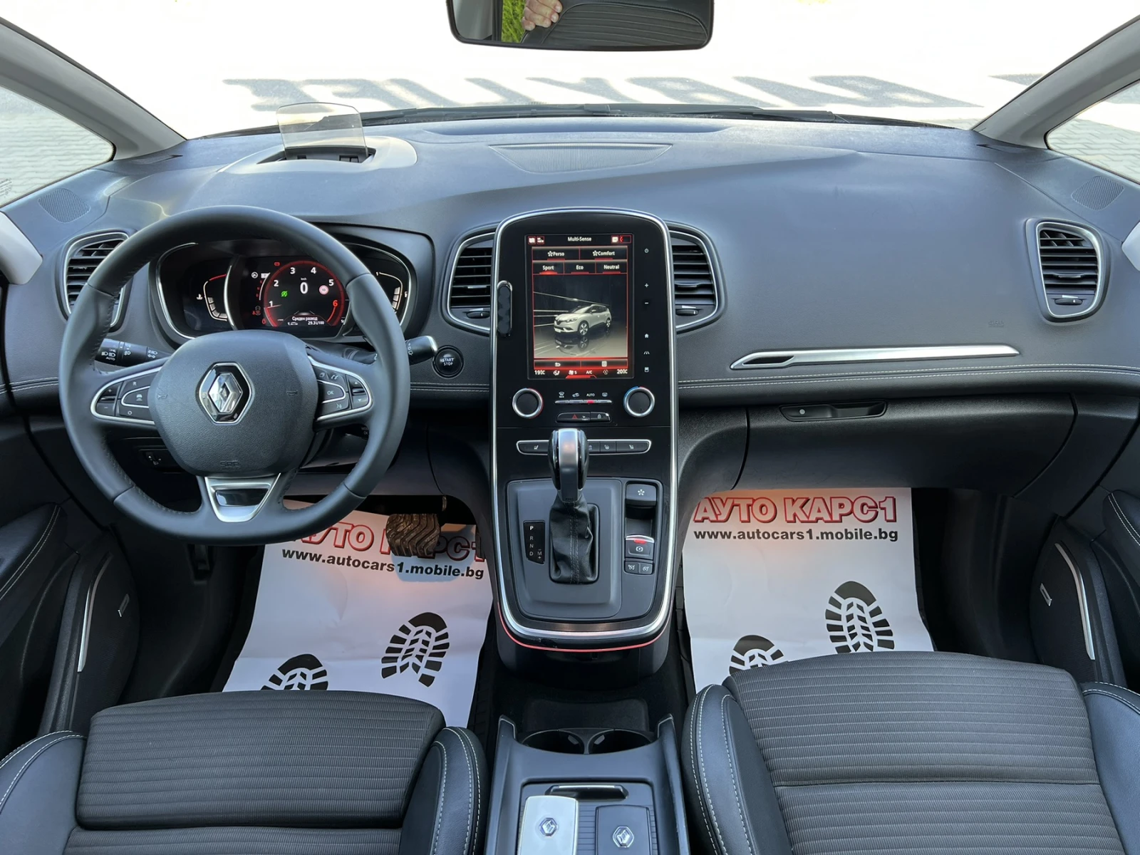 Renault Grand scenic, снимка 11 - Автомобили и джипове - 54226927