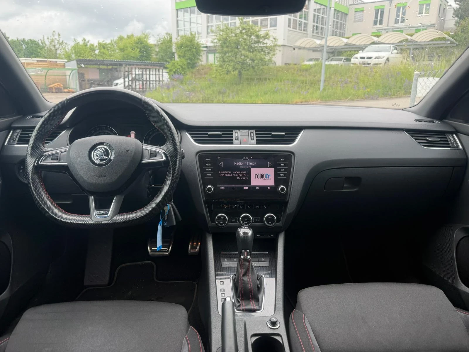 Skoda Octavia 2.0 TDI 4X4 VRS Challenge Внос Швейцария, снимка 6 - Автомобили и джипове - 54542200
