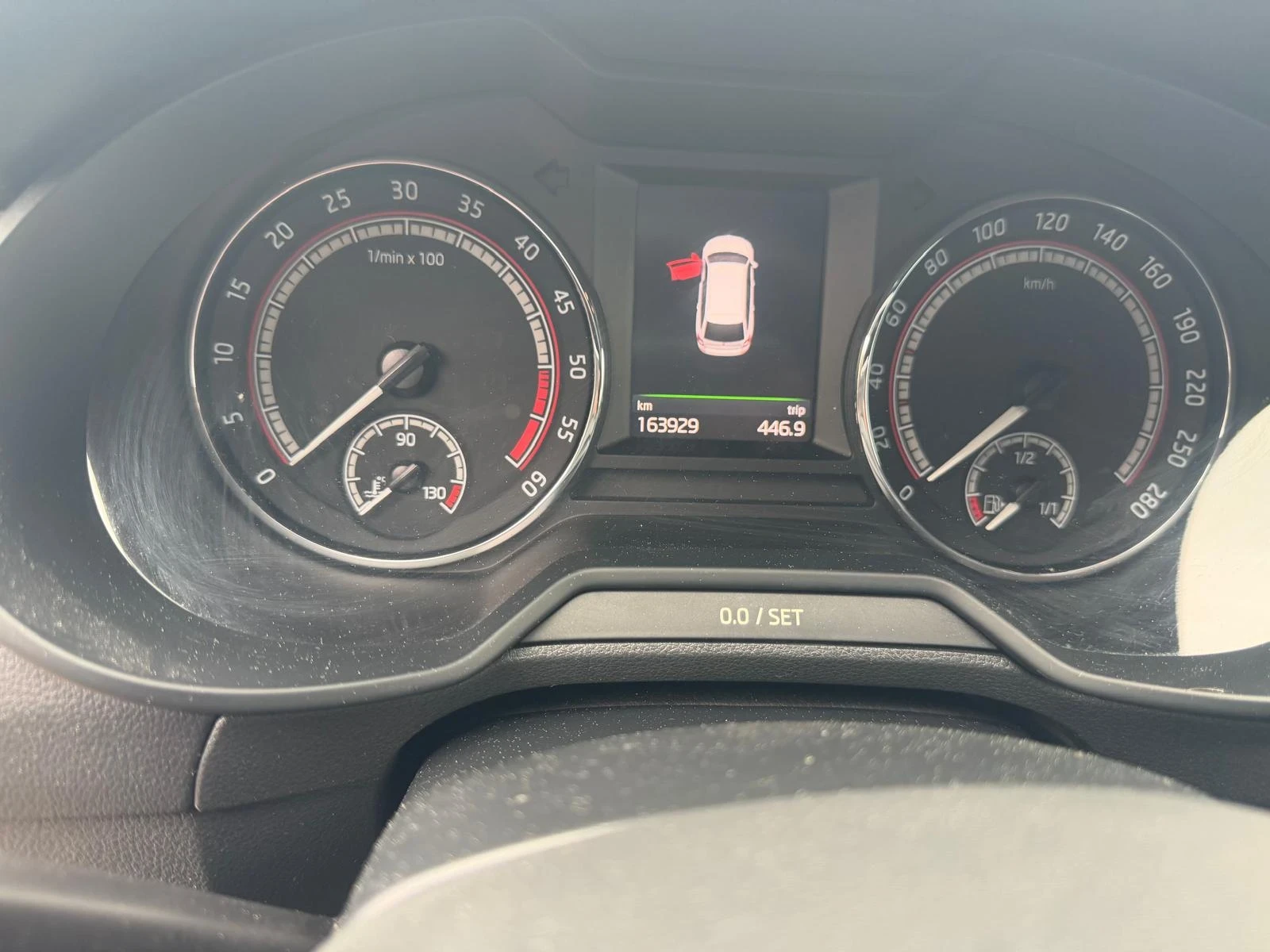 Skoda Octavia 2.0 TDI 4X4 VRS Challenge Внос Швейцария, снимка 8 - Автомобили и джипове - 54542200