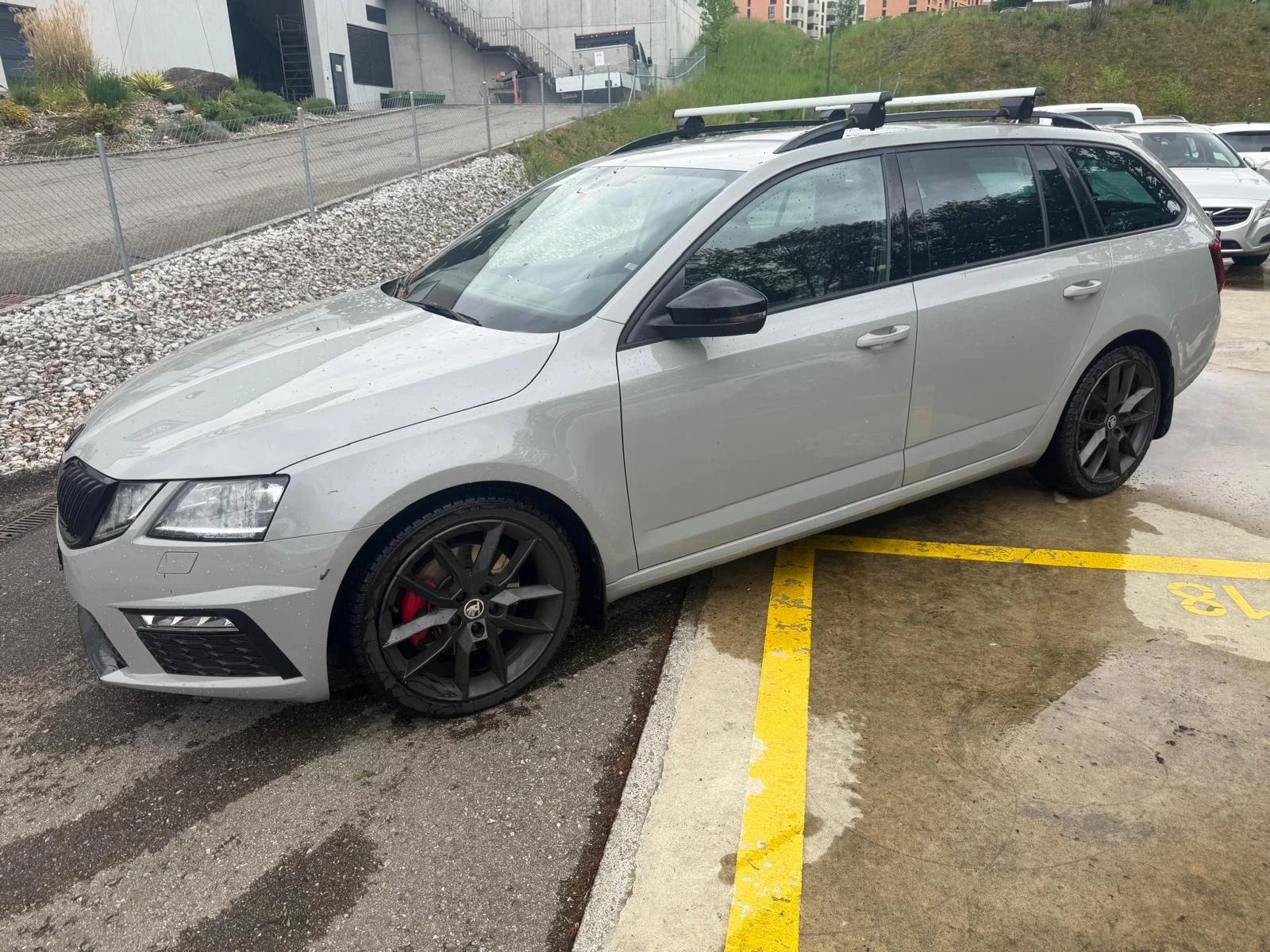 Skoda Octavia 2.0 TDI 4X4 VRS Challenge Внос Швейцария, снимка 2 - Автомобили и джипове - 54542200