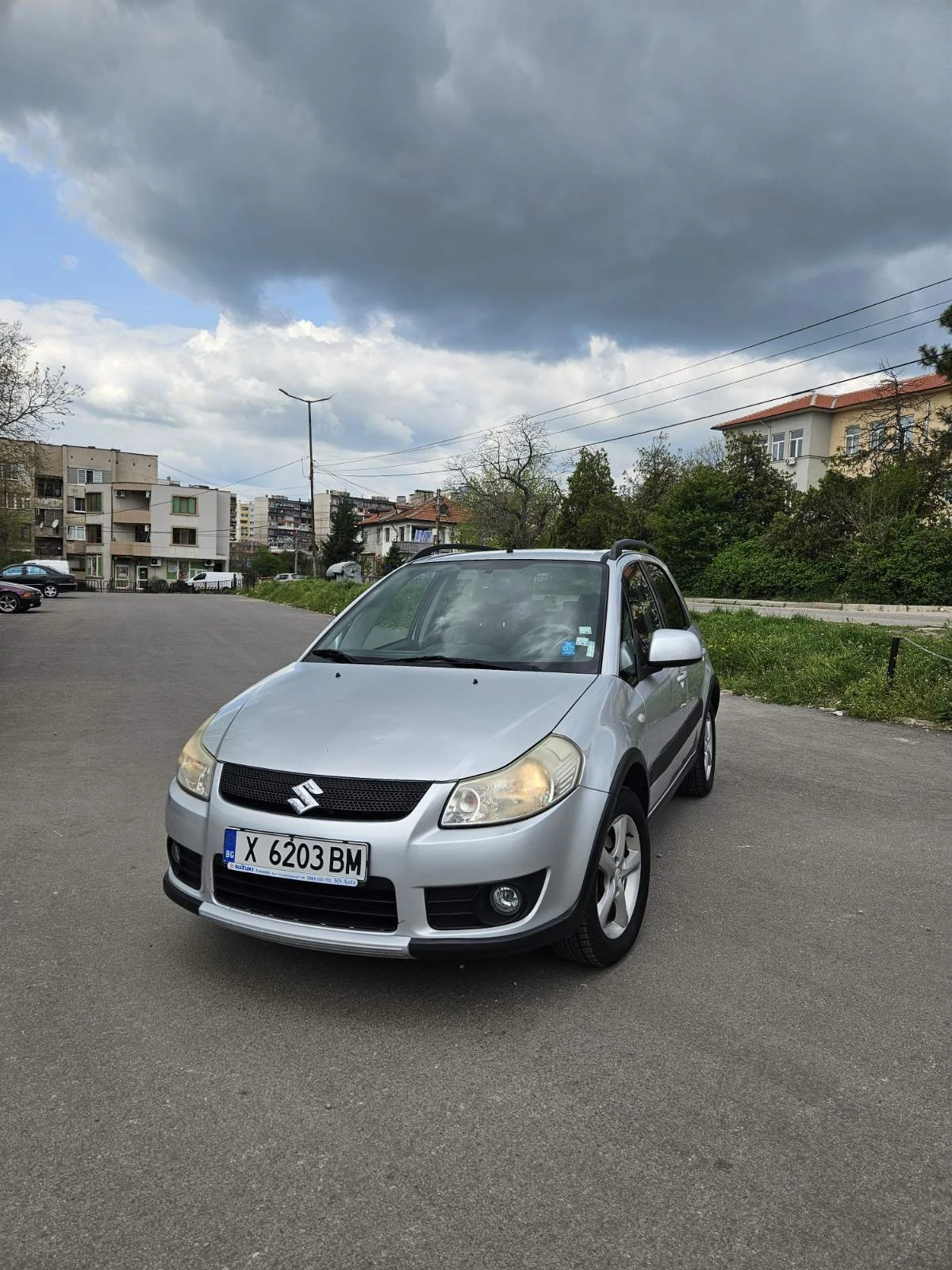Suzuki SX4, снимка 10 - Автомобили и джипове - 54685668