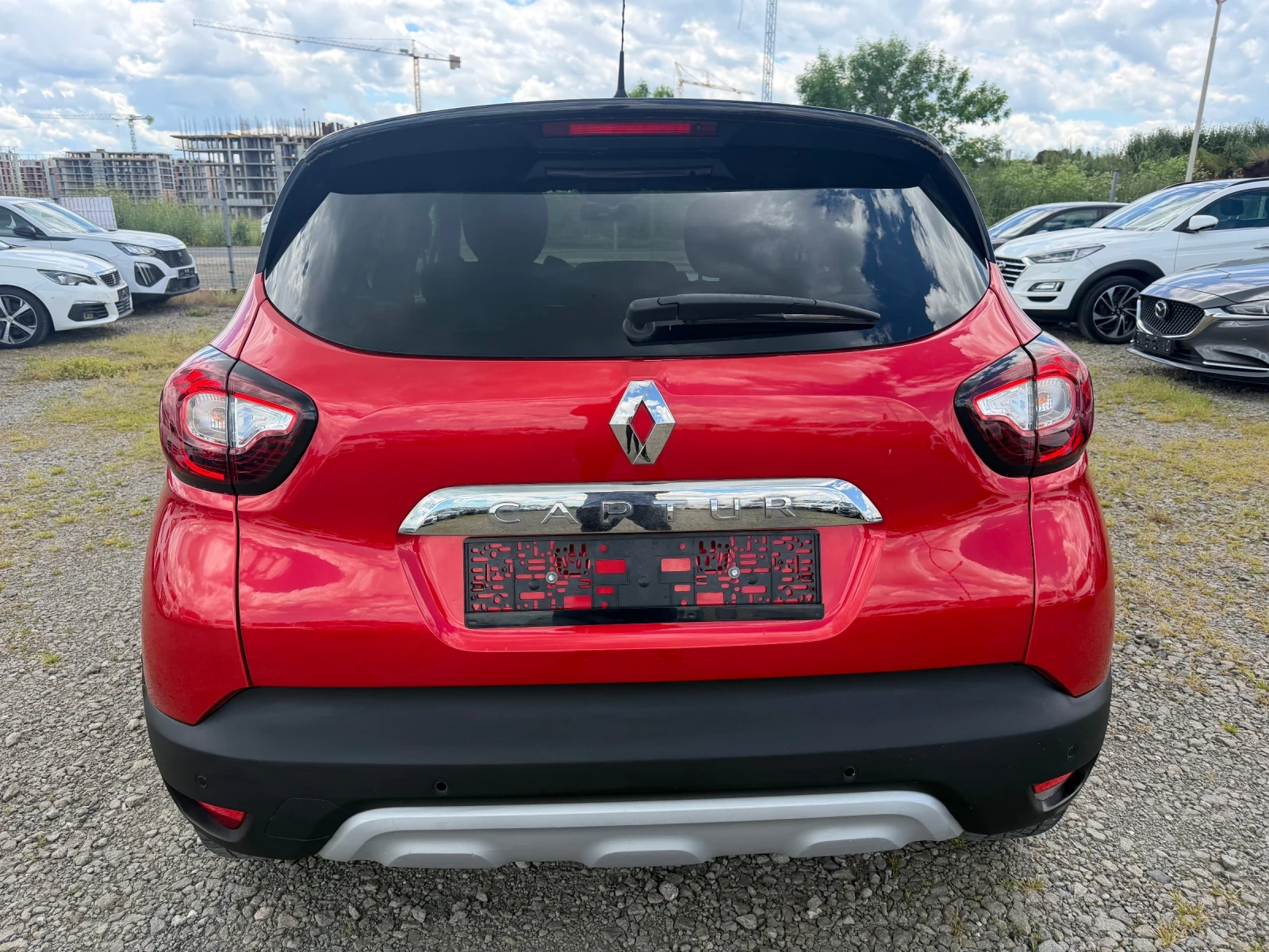 Renault Captur 1.33 ШВЕЙЦАРИЯ 88000 км., снимка 4 - Автомобили и джипове - 54711018