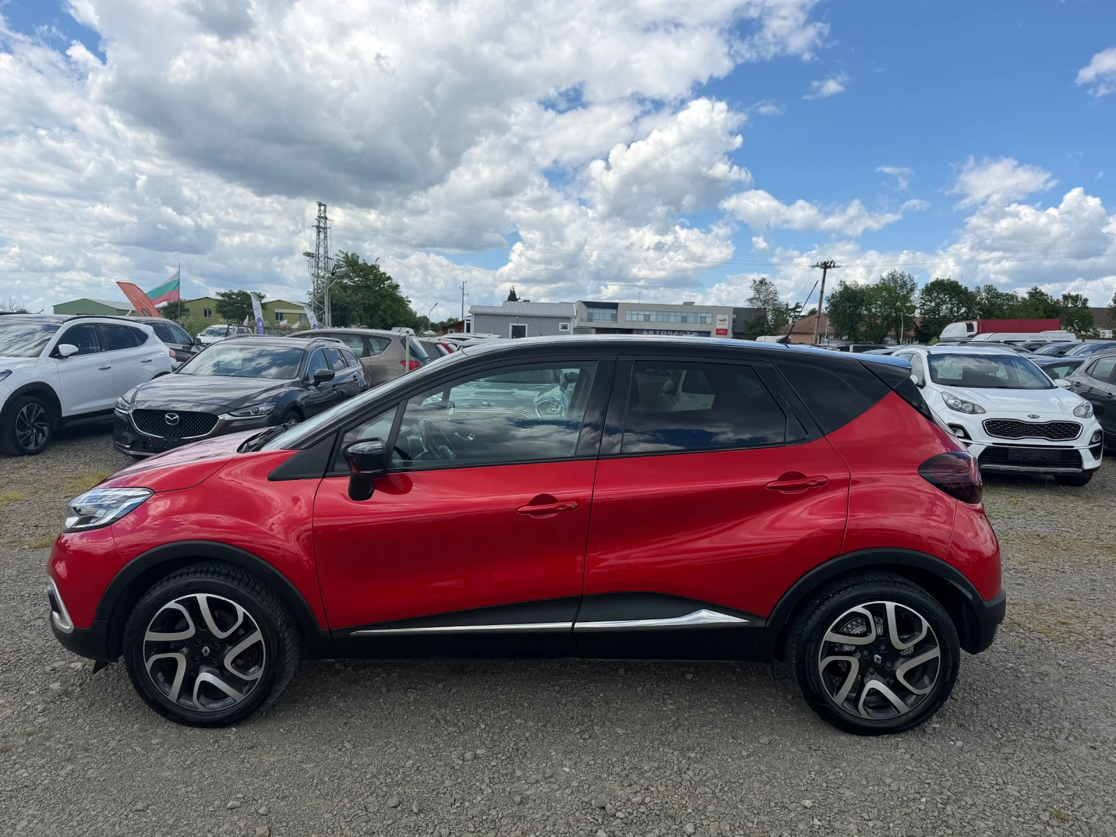 Renault Captur 1.33 ШВЕЙЦАРИЯ 88000 км., снимка 6 - Автомобили и джипове - 54711018