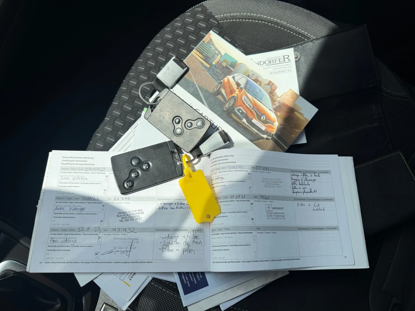Renault Captur 1.33 ШВЕЙЦАРИЯ 88000 км., снимка 16 - Автомобили и джипове - 54711018