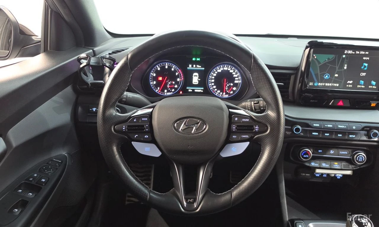 Hyundai Veloster  JS* 2.0* N* ПОДГРЕВ* ОБДУХВАНЕ* НАВИГАЦИЯ, снимка 5 - Автомобили и джипове - 54851998