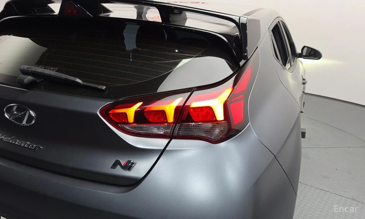 Hyundai Veloster  JS* 2.0* N* ПОДГРЕВ* ОБДУХВАНЕ* НАВИГАЦИЯ, снимка 14 - Автомобили и джипове - 54851998