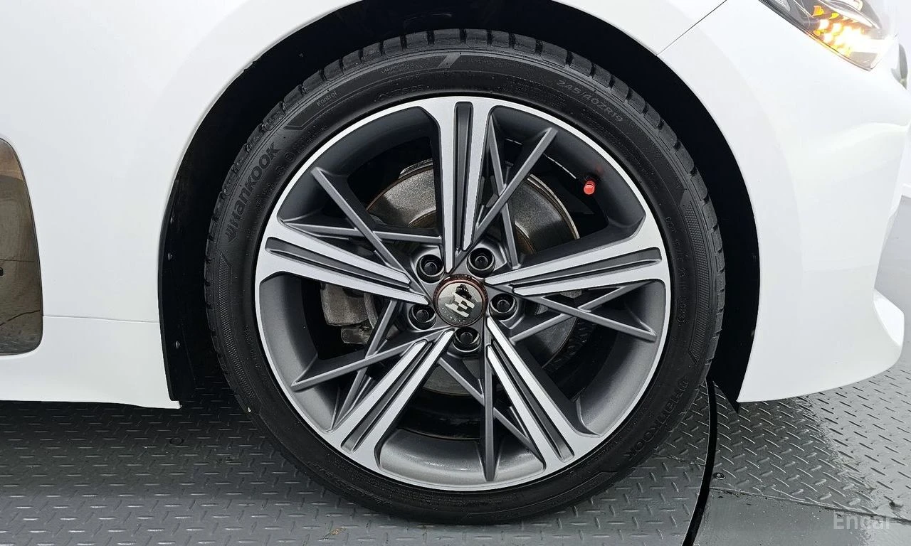Kia Stinger 3.3 GT Masters* HARMAN KARDON* HEAD-UP* 360 CAM* , снимка 5 - Автомобили и джипове - 54894106