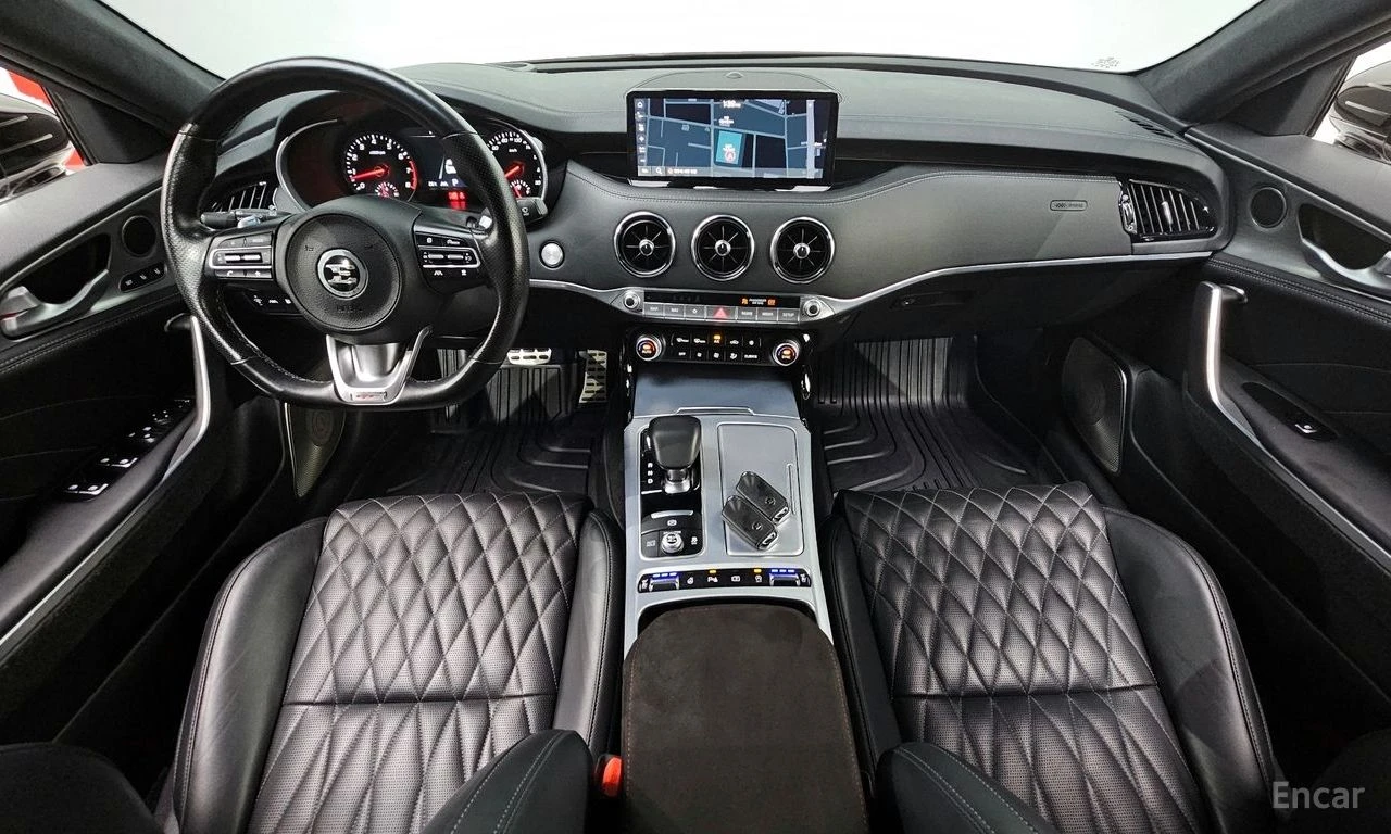 Kia Stinger 3.3 GT Masters* HARMAN KARDON* HEAD-UP* 360 CAM* , снимка 8 - Автомобили и джипове - 54894106